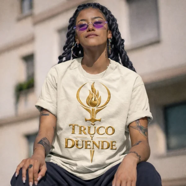 camista de Truco y Duende en blanco